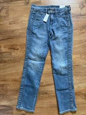 White House Black Market Women’s Blue Straight-Leg ankle Jeans - Everyday Soft
